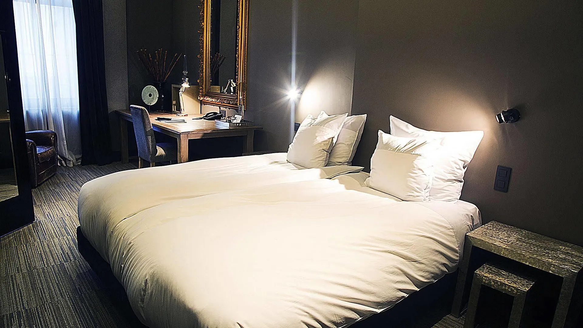 Hotel Les Nuits Antwerp 4*,  Belgium